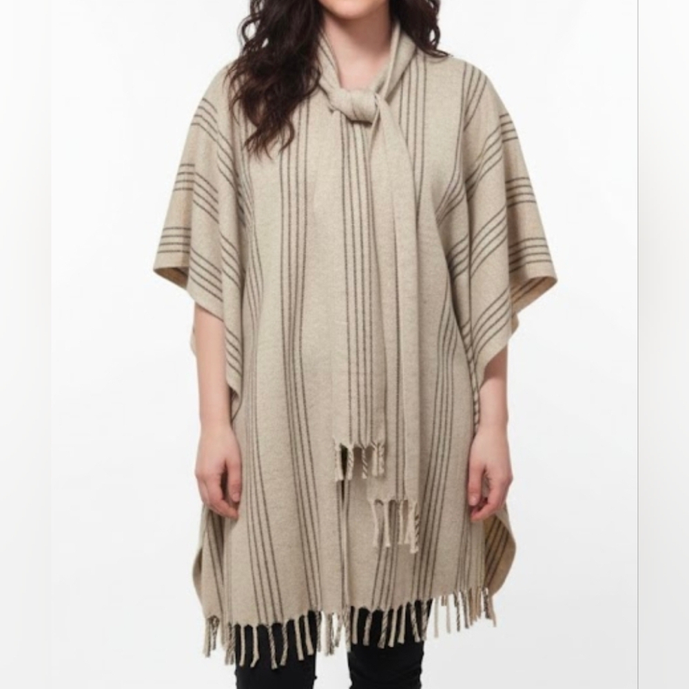 Vintage Wool Poncho with Neck Tie/Fringe Cream & Gray One Size